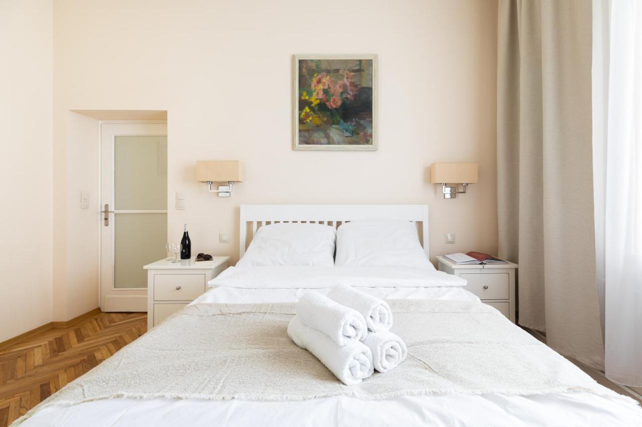P&O Serviced Apartments Plac Konstytucji Varsovia Exterior foto