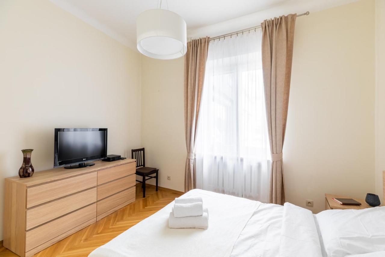 P&O Serviced Apartments Plac Konstytucji Varsovia Exterior foto