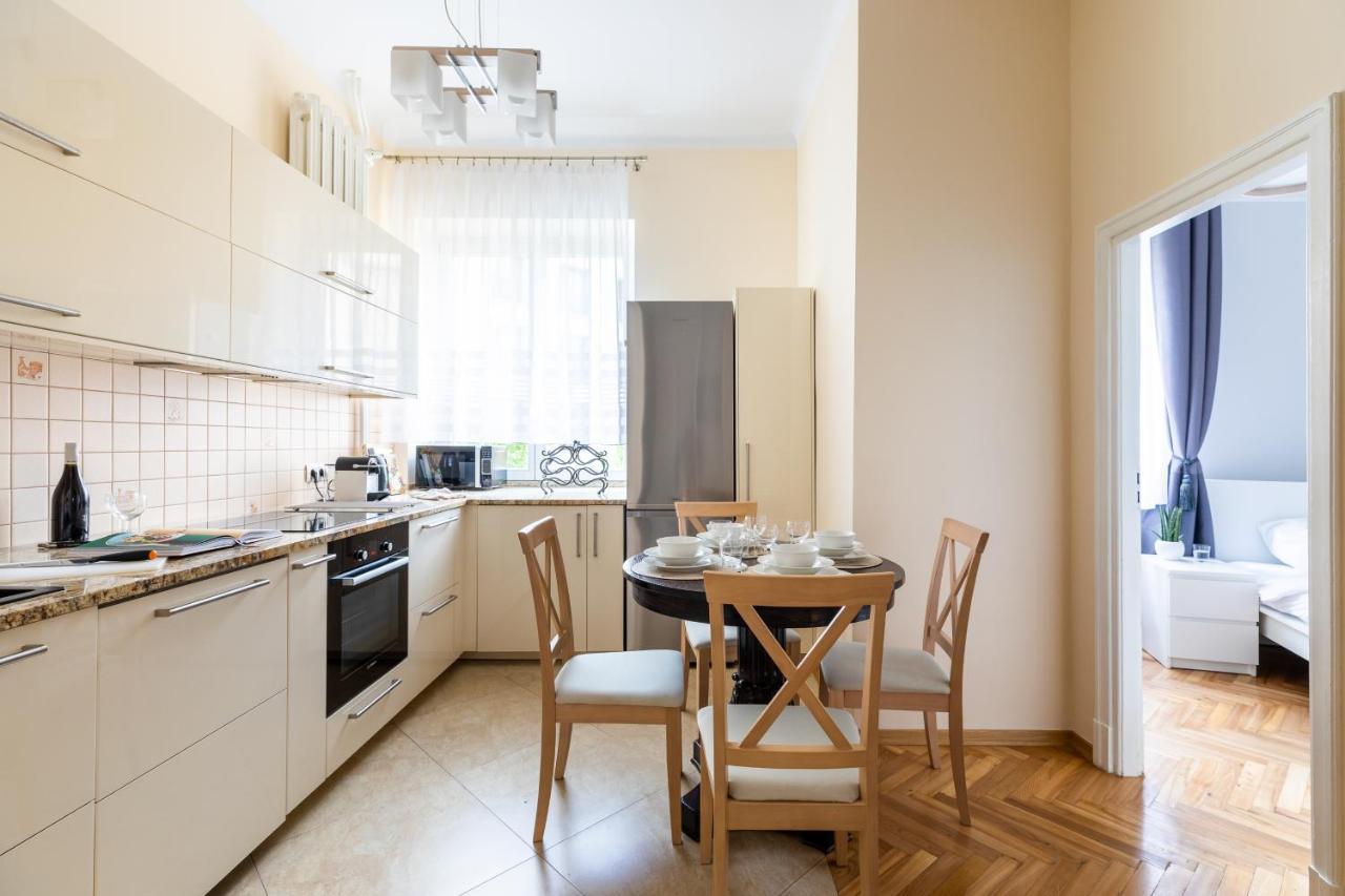 P&O Serviced Apartments Plac Konstytucji Varsovia Exterior foto